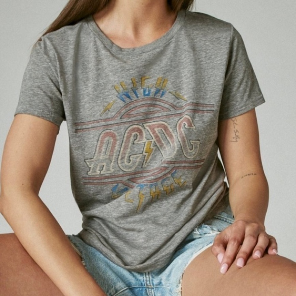 Lucky Brand AC/DC High Voltage Classic Crew Tee in Heather Gray Sz. Small NWOT